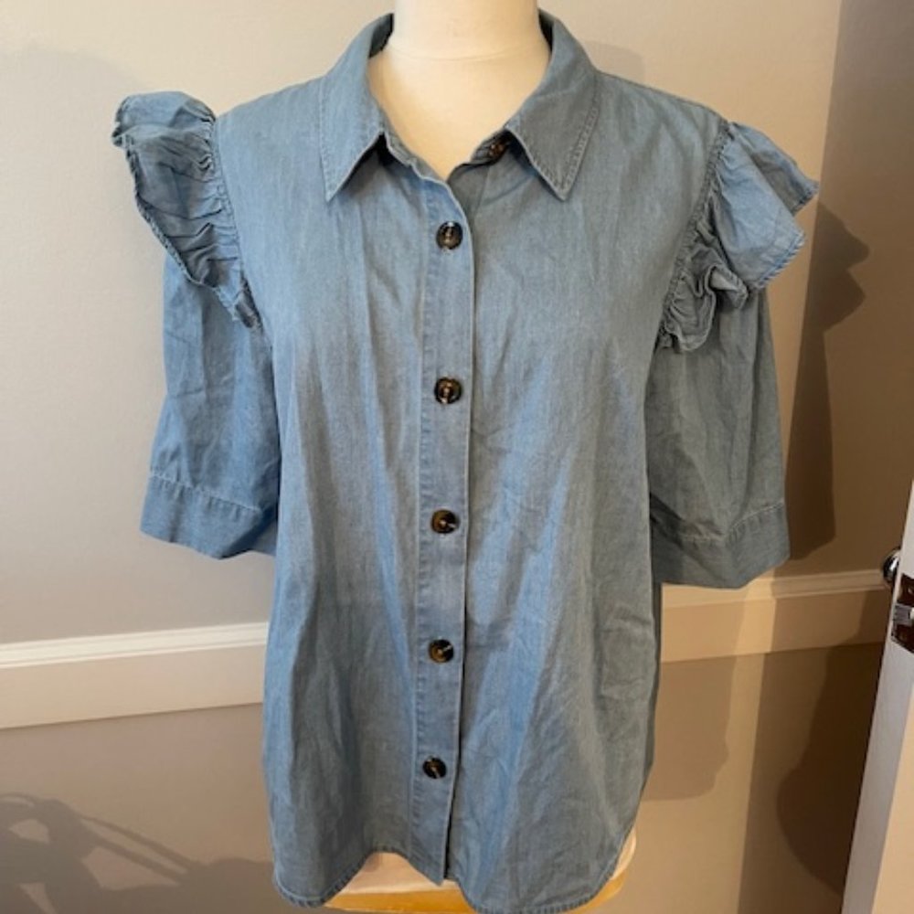 Chambray Button Up Top - image 1